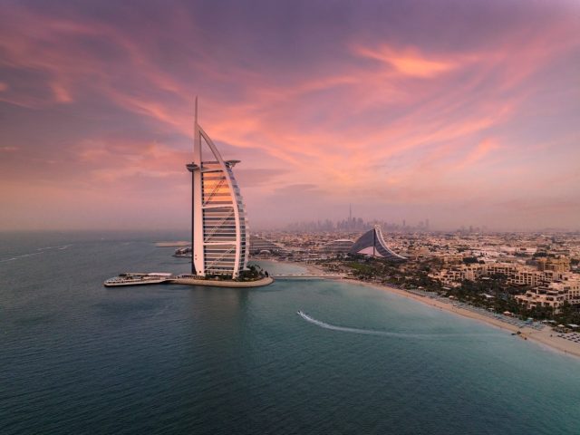 Go Non-Touristy Guide to Visiting Dubai
