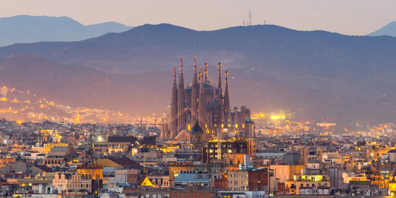 Go Non-Touristy Guide to Visiting Barcelona